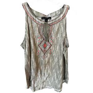 FRENCH LAUNDRY Sage Green Gathered tribal embroidered boho tank Plus Size 1X